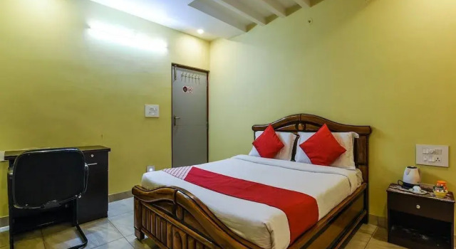 Sree Sai Surya Service Apartment by OYO Rooms, Забронировать Апартаменты/квартира Апартаменты Вишакхапатнам, рядом с Пляж Рамакришна, Апартаменты/квартира
