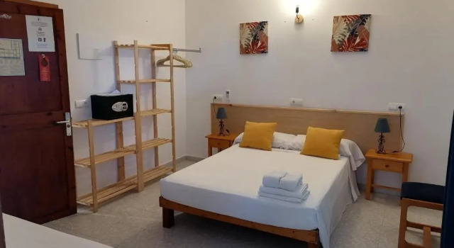 Трёхместный номер Standard Hostal Pepe