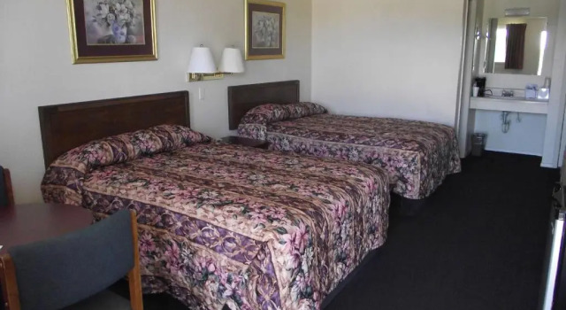 Двухместный номер Standard Glen Rose Inn and Suites