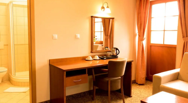 Одноместный люкс Comfort с балконом Hotel VÍTKOVA HORA
