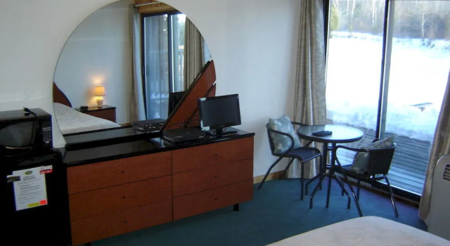 All Star Resort, Prenota Resort Hotel a Ontario con parcheggio, Parcheggio
