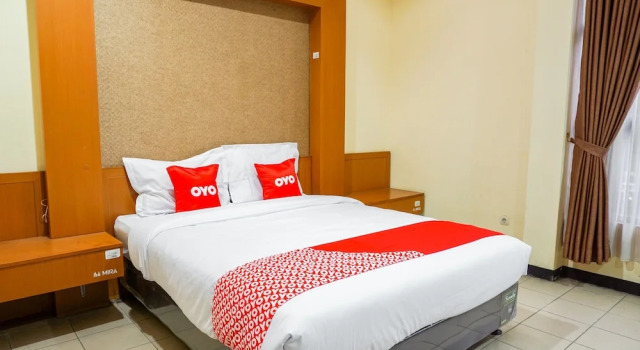 Номер Deluxe OYO 1740 Tekmira Residence Supratman Syariah