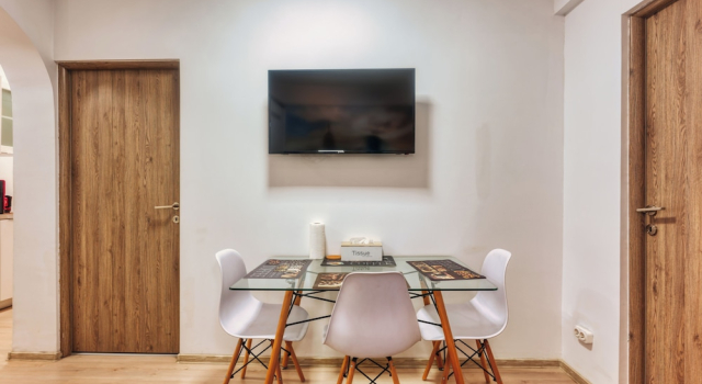 Modern 2 BR in Center - Pumo Properties, Забронировать Апартаменты/квартира Бухарест Muntenia, рядом с Музей коллекций произведений искусства