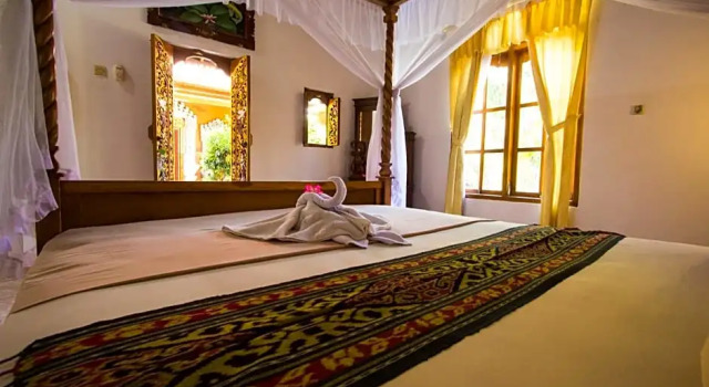 Pondok Wisata Elsa 2, Boek Hotel Kalibukbuk Bali