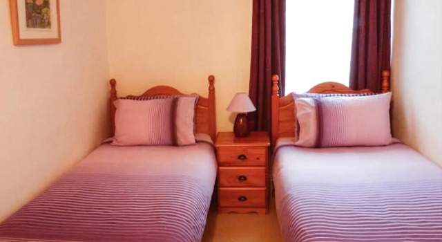 Rose Cottage, Varaa Lomakoti Mökit kohteessa Merseyside, Mökki