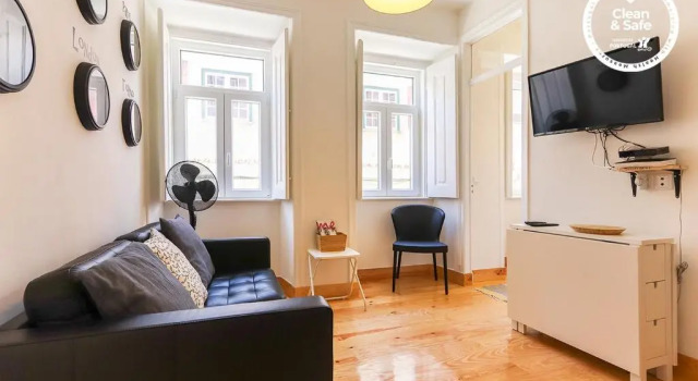 Апартаменты с 3 комнатами Bairro Alto Bright by Homing