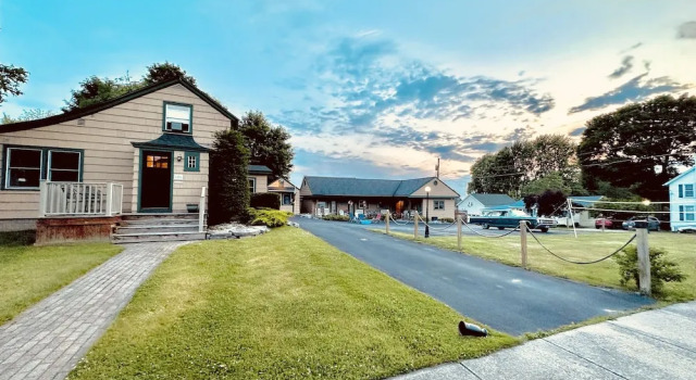 Wooden Boat Inn, Buchen Sie Gasthaus Mini-Hotels in New York State, Gasthaus