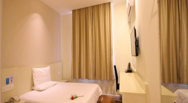 Hanting Express Nanchang Dinggong Road