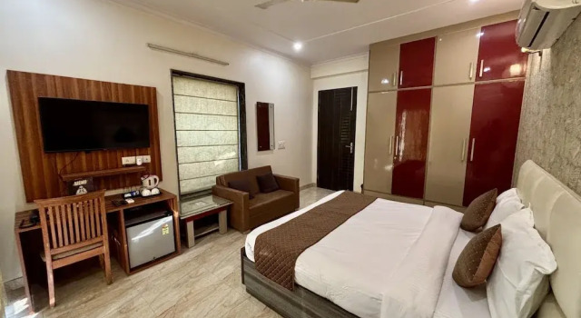 Номер Premium Homefort Stays, Millennium City Centre Gurugram