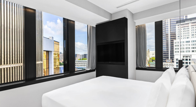 Двухместный люкс с панорамным видом Radisson RED Auckland