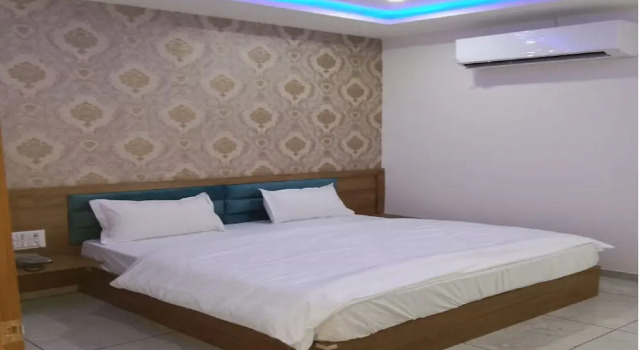 Hotel HK, Rezervovat Hotel Hotely v Gujarat s parkováním, Parkování