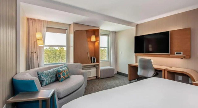 Номер Standard Courtyard by Marriott Raleigh Cary/Parkside Town Commons
