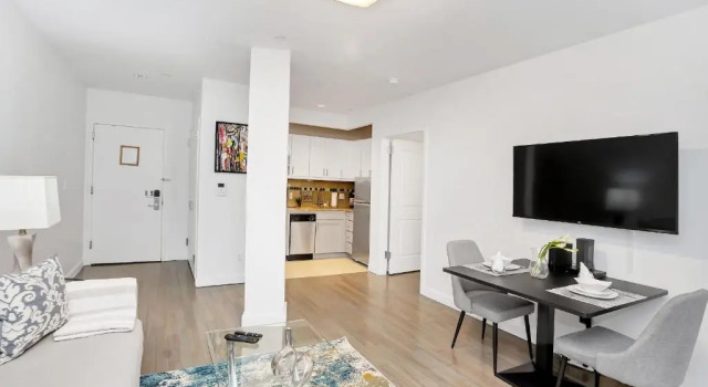 Апартаменты c 1 комнатой National at 888 Sixth Avenue - Furnished Apartments