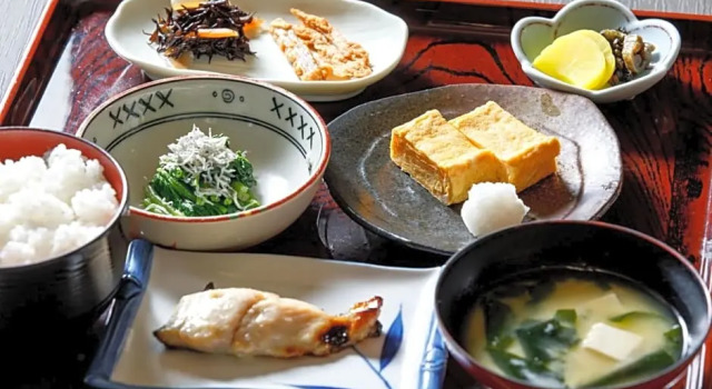 Business Hotel Miyako, Rezerwuj Hotel Hotele w Chugoku z parkingiem, Parking