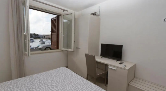 Standard Doppel Zimmer mit Meerblick Silvia Affittacamere
