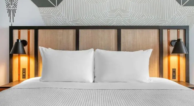 Люкс Cambria Hotel Spokane Airport