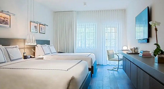 Четырёхместный номер Luxury Kaskades Hotel South Beach