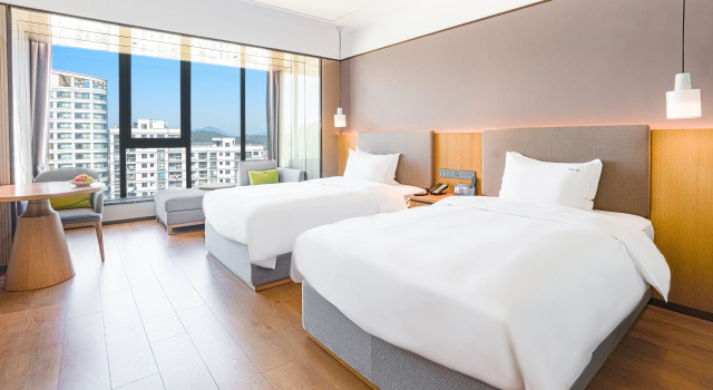 Holiday Inn One Thousand Island Lake by IHG, Book Hotel Hoteller i Chun'an med morgenmad, Morgenmad