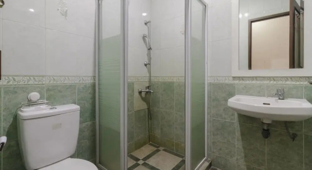 Suite RedDoorz Syariah @ Cipanas