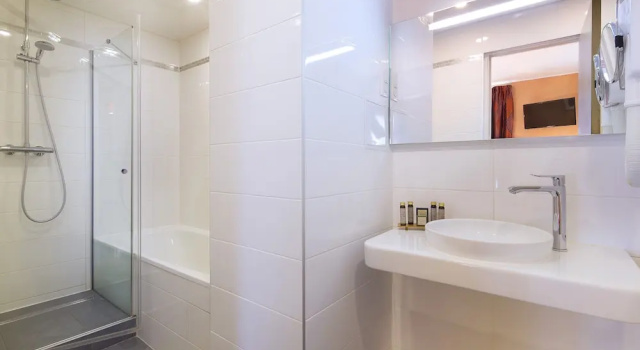 Номер Superior Hôtel des Arts Montmartre
