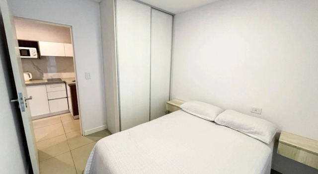Impeccable 1 Bedroom Apartment in a Lively Area of Rosario, Prenota Appartamento Rosario Santa Fe
