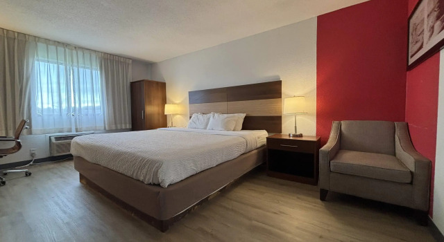 Ramada by Wyndham Effingham, Забронировать Отель Отели Иллинойс 3 звезды, 3*