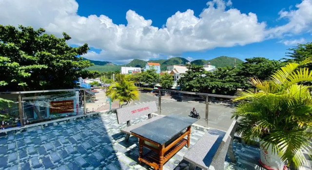 Номер Premium Thuy Thanh Hotel