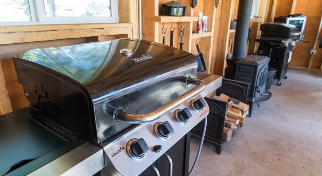 Stardust Inn and Chalets, Buchen Sie Chalet Pincher Creek Alberta
