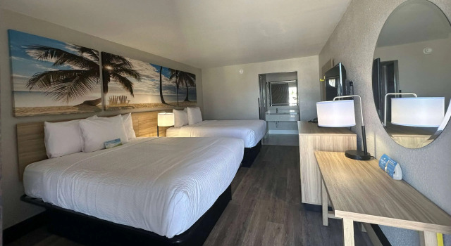Days Inn by Wyndham Fort Myers, Buchen Sie Hotel Fort Myers Fort Myers Area