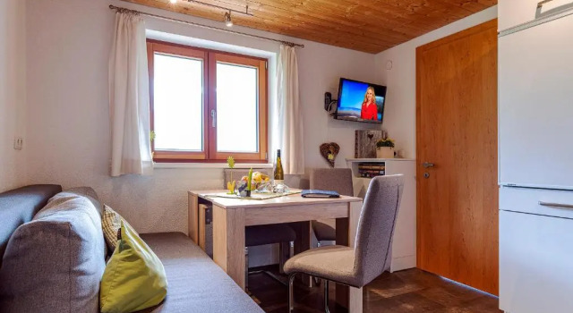Haus grüner Wald, Book Apartment Hotels in Vorarlberg with Parking, Parking