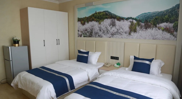Youtha Suites