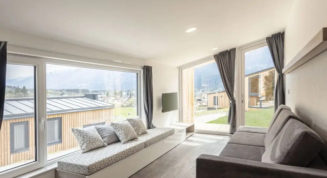Ferienhaus Premium mit 2 Schlafzimmer K Tschach-mauthen, Rezerwuj Hotel Hotele w Karyntia z parkingiem, Parking