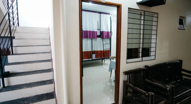 Sleepadz Naga - Capsule Beds Dormitel - Hostel, Забронировать Хостел Нага 