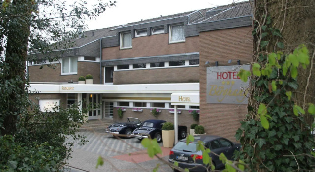 Hotel am Berghang