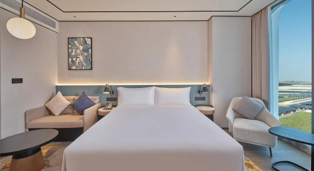 Номер Standard с красивым видом из окна Hilton Guangzhou Baiyun Airport Terminal 3