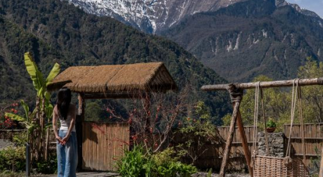 Lanshan · Baiyunli · Xueshan Xinglai Hot Springs Vacation Apartment (Hailuogou Glacier Forest Park), Rezervovat Apartmán Luding Sichuan