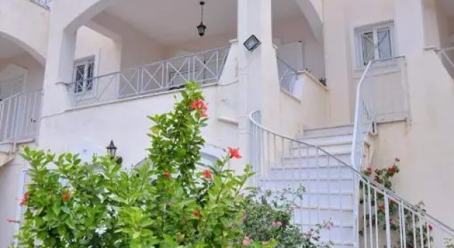 Red Rock and View Leonidio maisonette studio, Rezerwuj Hotel South Kynouria Grecja