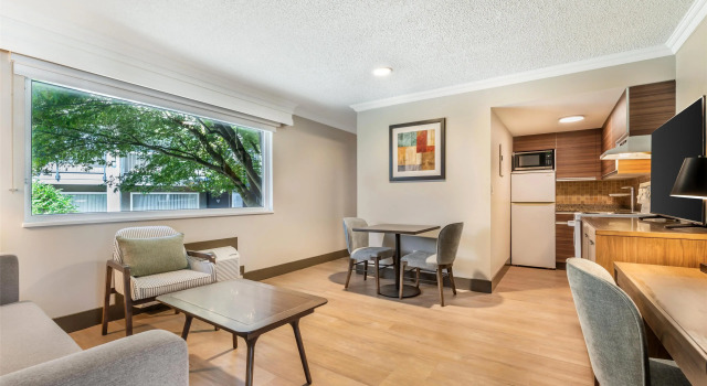 Двухместный люкс c 1 комнатой Best Western PLUS Burnaby Hotel