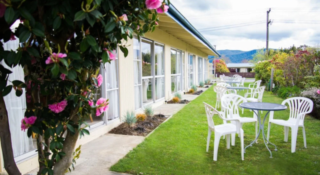 Люкс Alpenhorn Motel