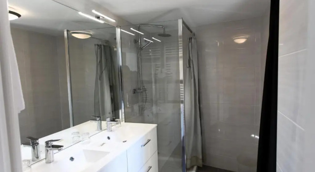 Трёхместный номер Superior Hôtel De LIll