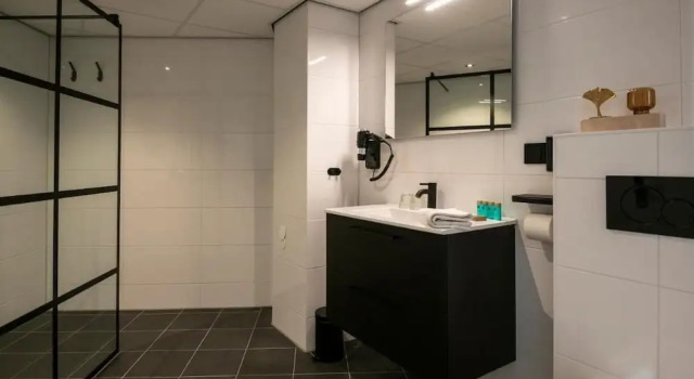 Номер Comfort Hotel Lowietje Lisse - Keukenhof