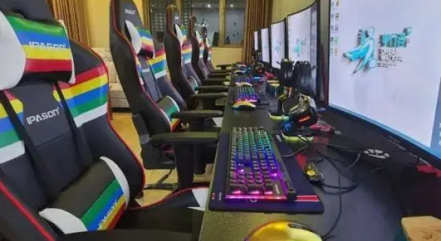 Yayue E-sports Apartment (Yanhe Lane Pedestrian Street), Prenota Appartamento Hotel a Jiangsu con parcheggio, Parcheggio
