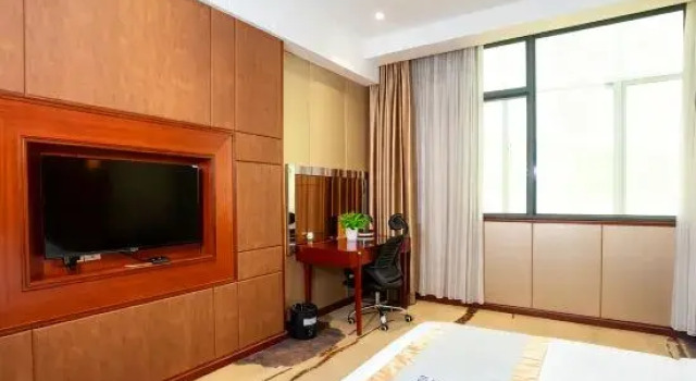 Люкс Classic Zhuhai Jinshanlin Hotel