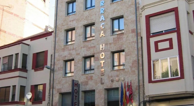 Hotel Doña Urraca, Забронировать Отель Самора Provincia de Zamora, рядом с Железнодорожный вокзал Национальной сети железных дорог Испании в Саморе