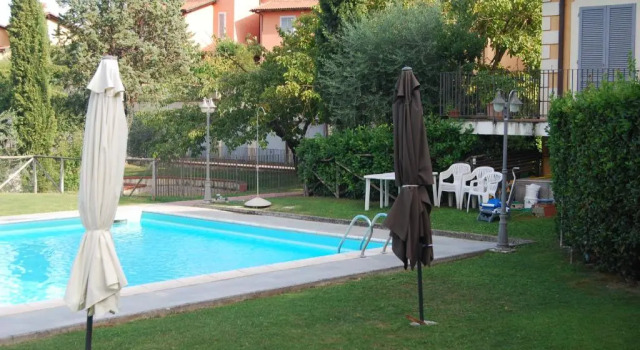 Una casa in Val di Chiana - Tuscan Country House Cetona, Забронировать Отель Отели Четона с бассейном, Бассейн