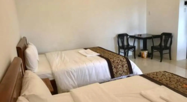 Четырёхместный номер Standard Kings 1 Hotel