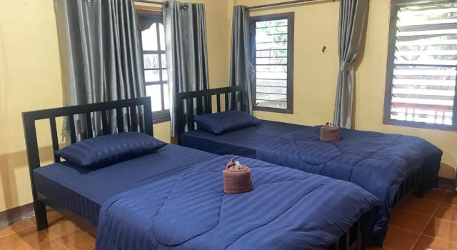 Коттедж Rain Tree Cafe & Homestay
