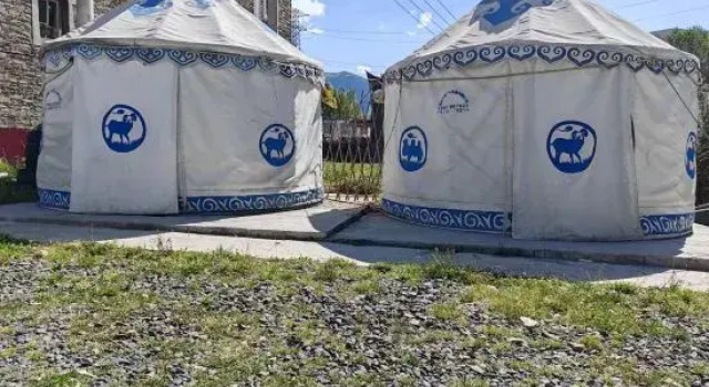 Тент Kangding Zangyun Linka Homestay (Xinduqiao Branch)