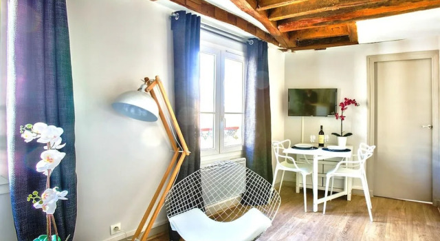 "La Sorbonne" Amazing Loft, Забронировать Отель Отели Парижа с парковкой, рядом с Galerie de Minéralogie et de Géologie, Парковка