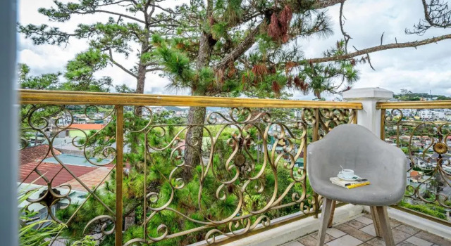 Двухместный номер Standard с балконом Nature Hotel - Luong The Vinh